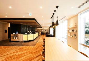 Hotel Intergate Tokyo Kyobashi has Smoking rooms