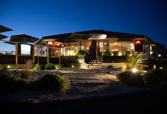 Hotellerie Les Brisants , Restaurant J M Perochon has Balcony rooms