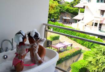 Sugar Palm Grand Hillside - SHA Plus allows 18 year olds to book a room