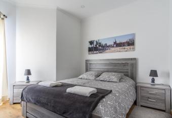 4U Alojamento - Terra  o & Varanda has Balcony rooms