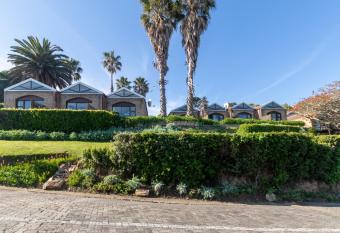 Dutton s Cove Guest House allows 18 year olds to book a room