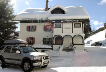 Chalet-Hotel Larix allows 18 year olds to book a room