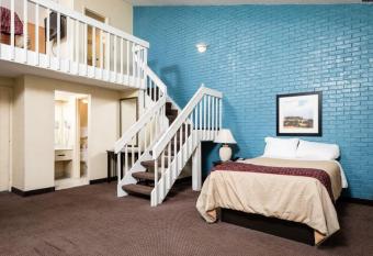 Motel 6 Tallahassee Fl North Monroe has Smoking/Balcony rooms