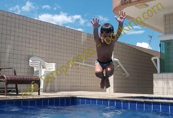 Ap   Temporada Praia Grande/SP has Balcony rooms