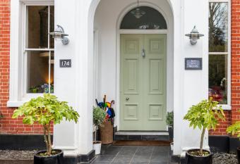 Spot in the Woods has Balcony rooms