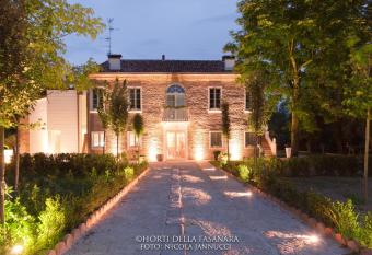 Horti Della Fasanara has Balcony rooms