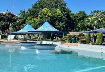 Riverview Resort and Conference Center has Balcony rooms