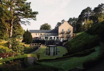Raithwaite Sandsend has Balcony rooms