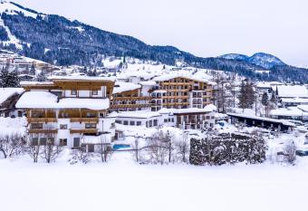 Sporthotel Ellmau in Tirol has Balcony rooms