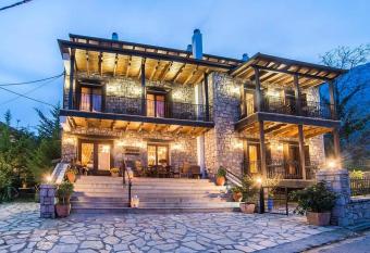 Asimina Guesthouse has Balcony rooms