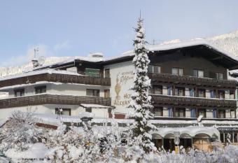 Hotel Alexander has Balcony rooms