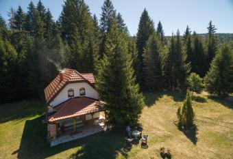 Vacation home Miki has Balcony rooms