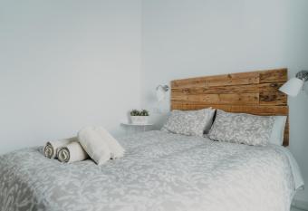 Casa Palacio allows 18 year olds to book a room