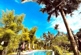 Apit Lawang Villas & Resto allows 18 year olds to book a room