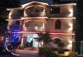 Casa Inn has Balcony rooms