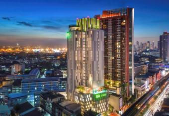 ibis Styles Bangkok Sukhumvit Phra Khanong allows 18 year olds to book a room