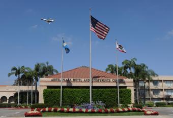 Airtel Plaza Hotel allows 18 year olds to book a room