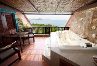 Samui Bayview Resort & Spa - SHA Plus has Balcony rooms