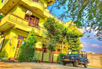 Ranthambore Tiger Home has Balcony rooms