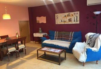 Casa Vega allows 18 year olds to book a room