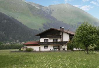 Appartement De Luxe - 140m   has Balcony rooms