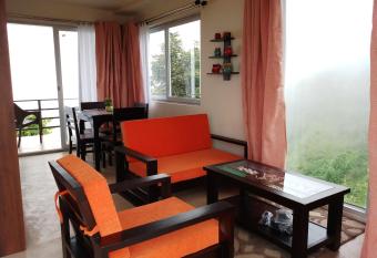 Nest and Hives, Naukuchiatal has Balcony rooms