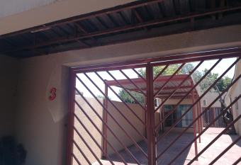 Naisar s Apartments Primrose,Johannesburg has rooms with a private hot tub