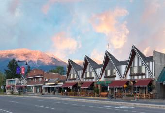 Astoria Hotel allows 18 year olds to book a room