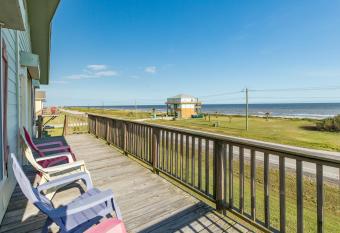 Island Home has Balcony rooms