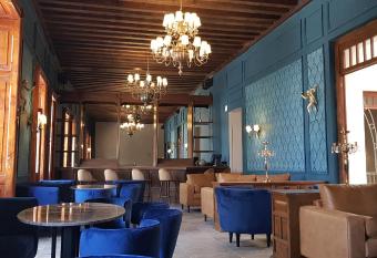 Hotel San Francisco Tlaxcala allows 18 year olds to book a room