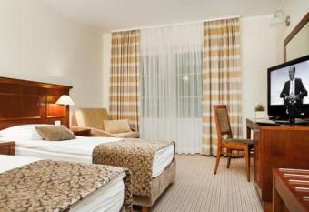 Hotel Cateski Dvorec has Balcony rooms