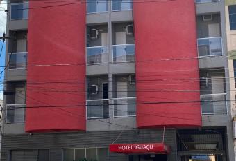 Hotel Iguacu allows 18 year olds to book a room