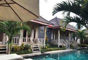 Walet s Paradise has Balcony rooms