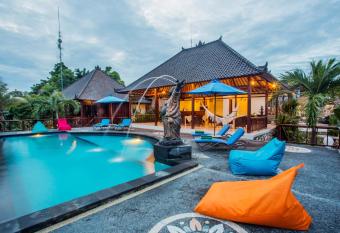 Bukit Ancak Lembongan Villa has Balcony rooms