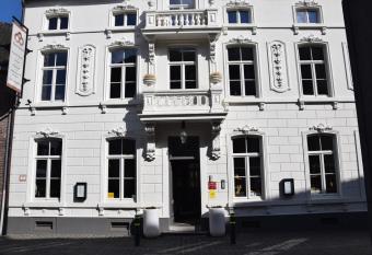 B&B Huize Briers allows 18 year olds to book a room