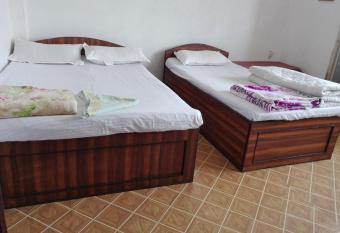 kayastha restaurant & lodge has Balcony rooms