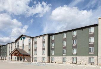 Woodspring Suites West Monroe allows 18 year olds to book a room