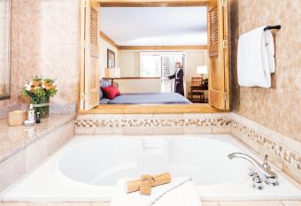 Tenaya at Yosemite has Balcony rooms