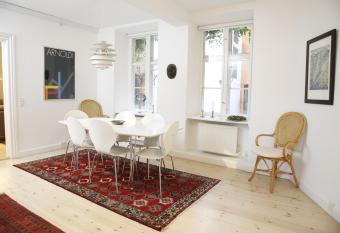 CopenhagenApartment has Balcony rooms