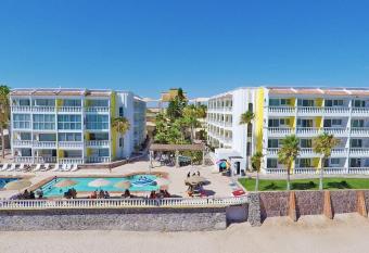 Playa Bonita Resort has Balcony rooms