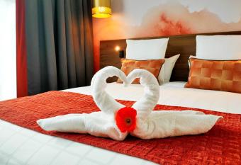 Abbaye des Capucins Spa & Resort allows 18 year olds to book a room