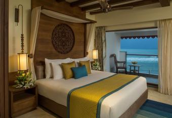 Radisson Blu Resort Temple Bay Mamallapuram allows 18 year olds to book a room