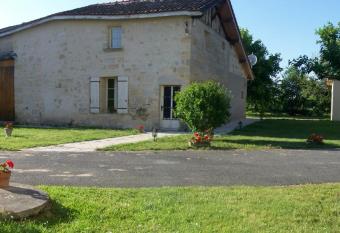Chateau Laborde has Balcony rooms