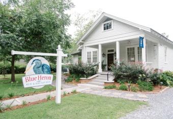 Blue Heron B&B allows 18 year olds to book a room