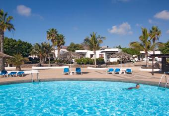 Bungalows Playa Limones has Balcony rooms
