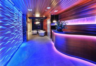 Aura Hotel Brooklyn has Balcony rooms