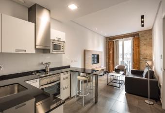 Mon Suites San Martin has Balcony rooms