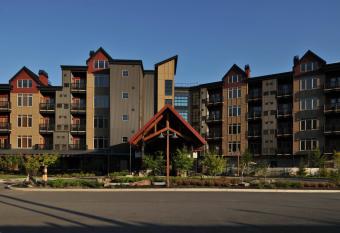 Silver Mountain Lodging has Balcony rooms