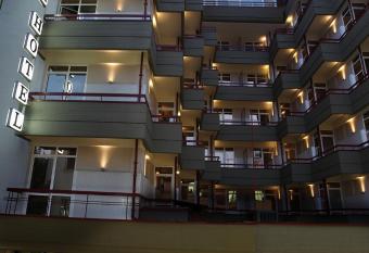 Hotel Metropol has Balcony rooms