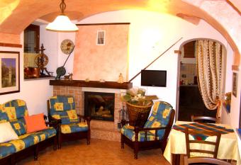 L Antico Borgo Rooms Rental has Balcony rooms